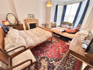 Photo 9- click for photo gallery